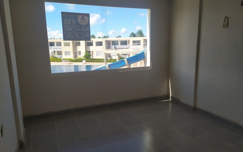 APARTAMENTO EN FALCON, CIUDAD FLAMINGO, RES. KARNAK