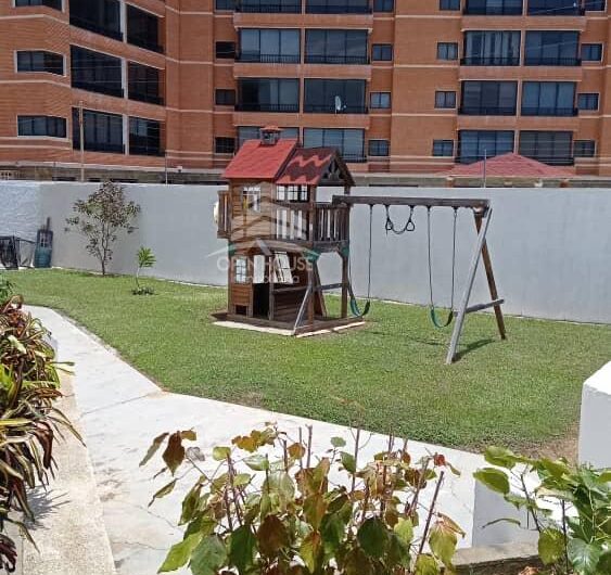 APARTAMENTO EN PLAYA SUR CHICHIRIVICHE EDO FALCON. RESIDENCIAS LALAMAR