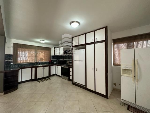 TOWN HOUSE EN CIUDAD FLAMINGO, ESTADO FALCON, CONJ RES. ISLA DE AVES
