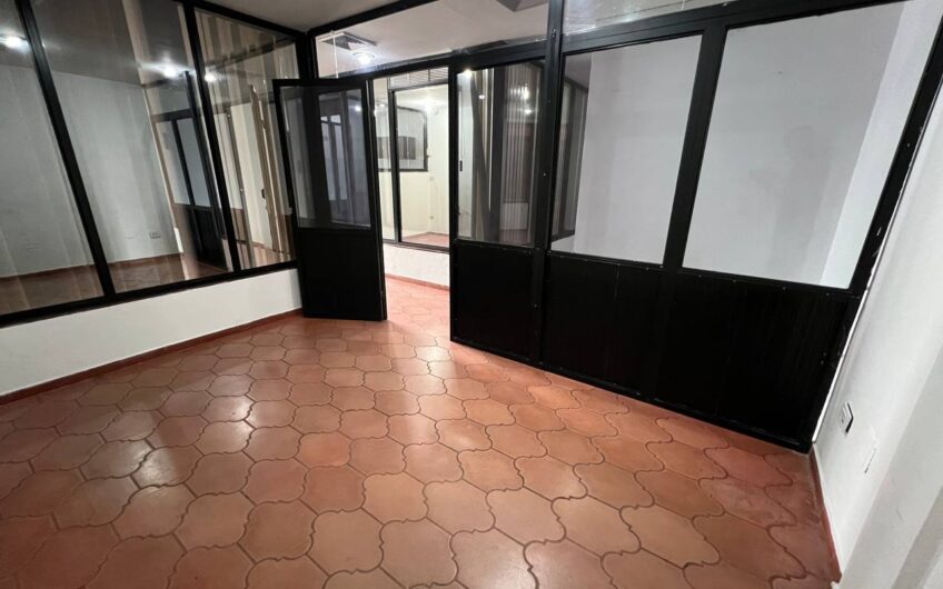 LOCAL C.C. GALENOS CENTER