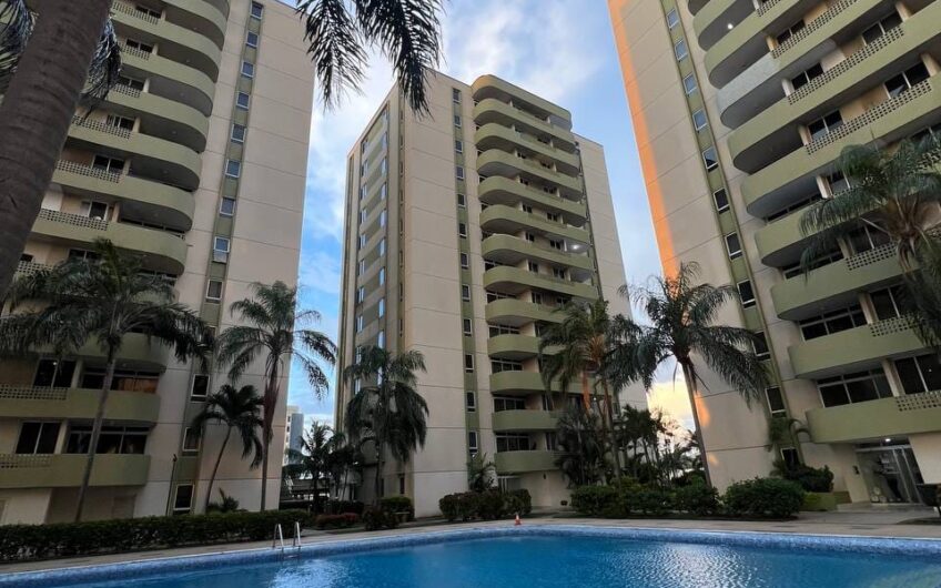 APARTAMENTO C.R. RIBERA GUIACA