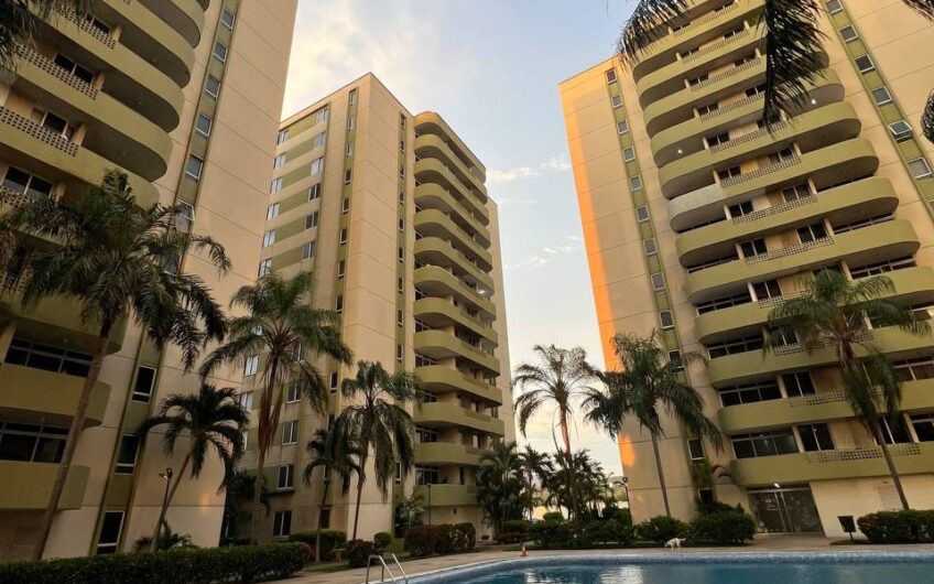 APARTAMENTO C.R. RIBERA GUIACA